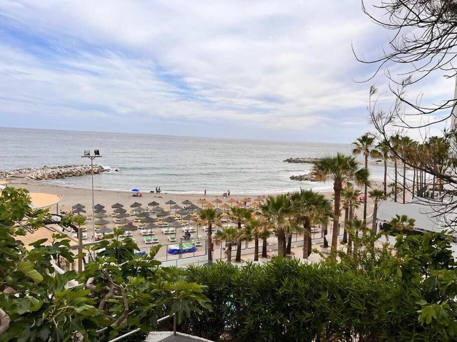 Benalmadena Costa Malaga Apartamento Muy Acogedor Con Vistas Al Mar Terraza Gigante Para Verano E Invierno Parking Benalmádena Exterior foto